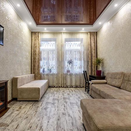 Noviy Svit 4 Apartments Lviv Ngoại thất bức ảnh