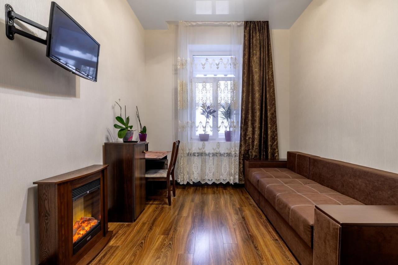 Noviy Svit 4 Apartments Lviv Ngoại thất bức ảnh